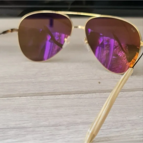SOLD!! Victoria Beckham Aviator Sunglasses 18ct Gold 62mm S119 × 118ct - Picture 5 of 12